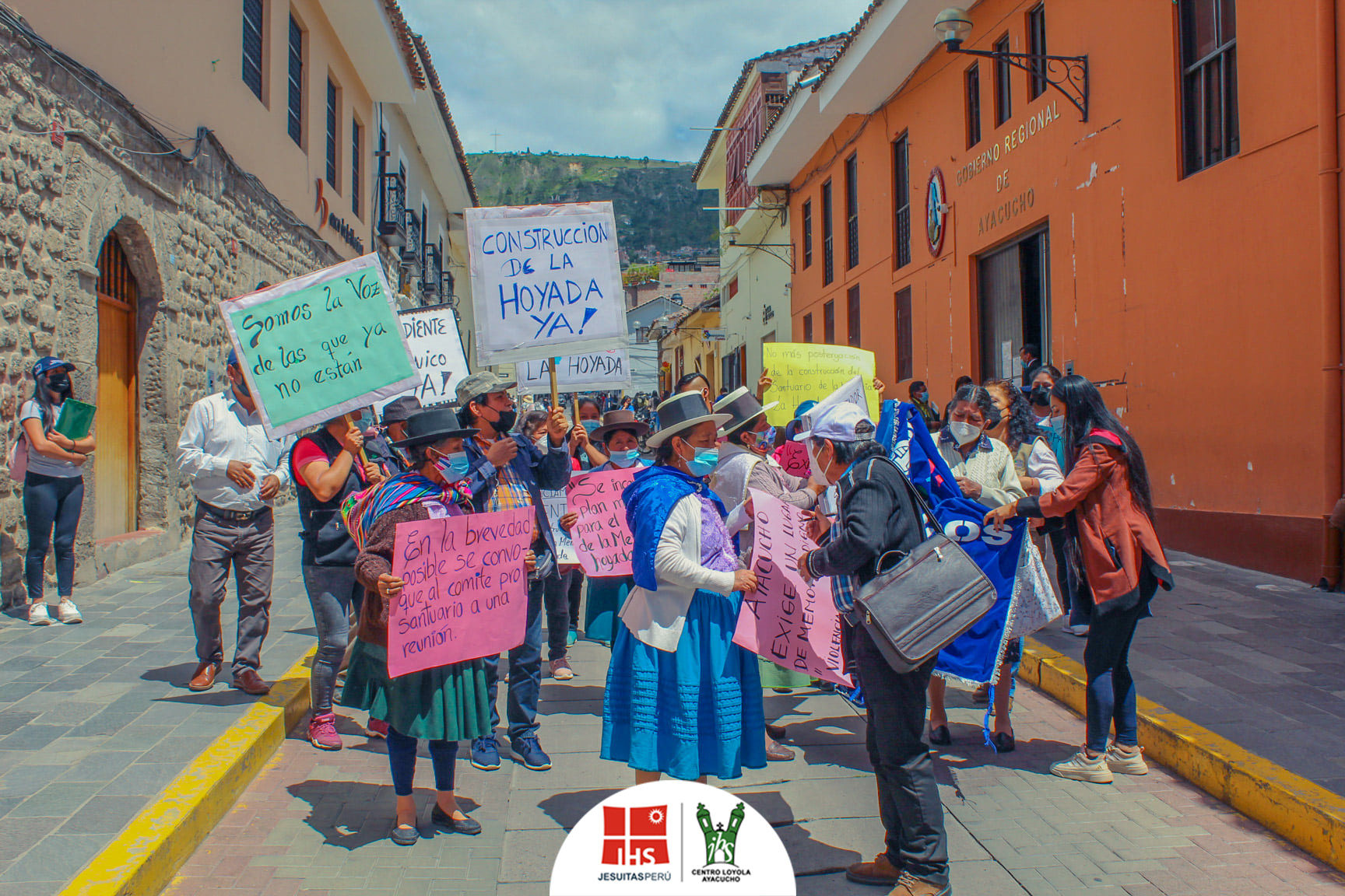 Plantón y Marcha en Pro de la Construcción del Santuario de La Hoyada